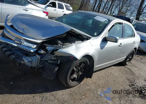 2010 Ford Fusion Se z USA, uszkodzony, nr VIN 3FAHP0HA5AR297771